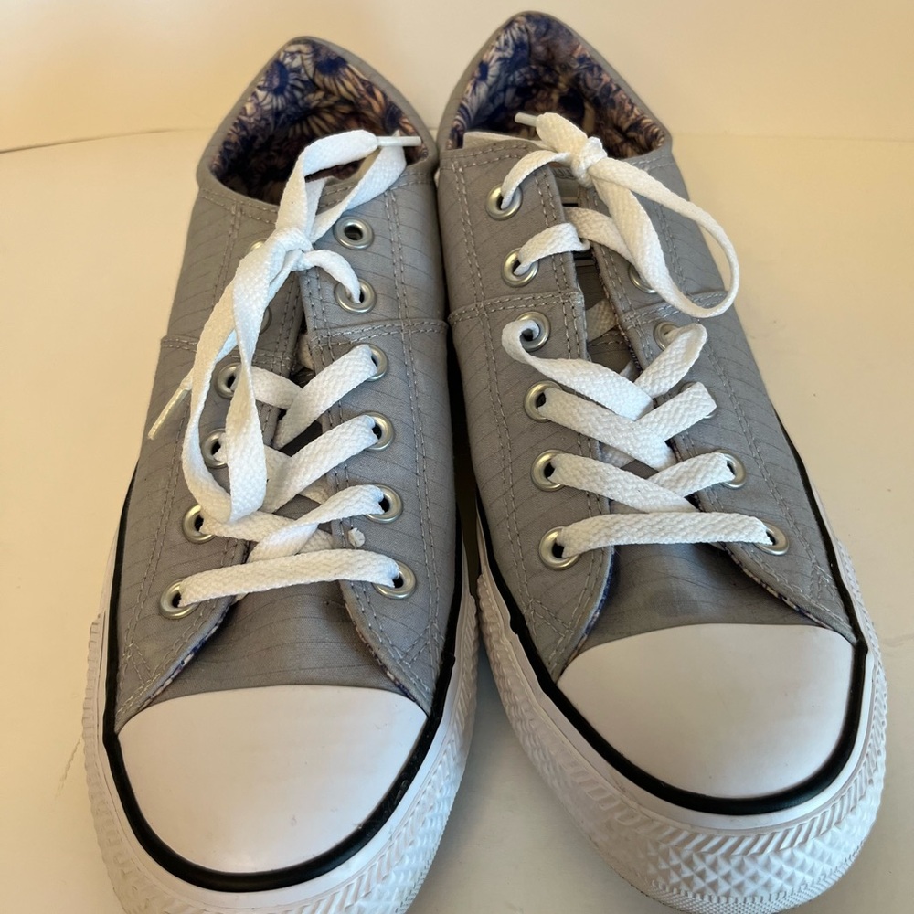 Converse Gray Flats Classic Canvas Loafers - Picture 2 of 5